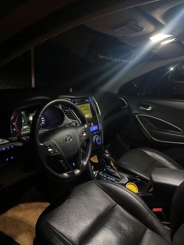 Hyundai: Hyundai Santa Fe: 2 l | 2016 il Krossover — 8