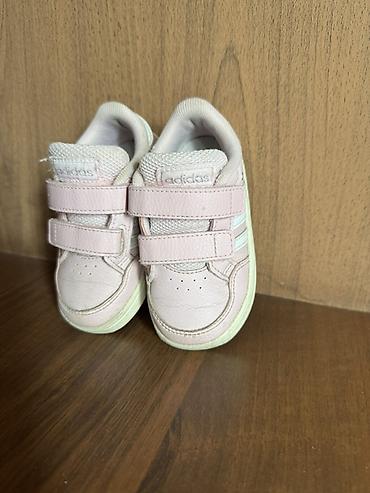Жаш балдардын бут кийими: Детские кроссовки adidas Original модель с двумя липучками. - — 5