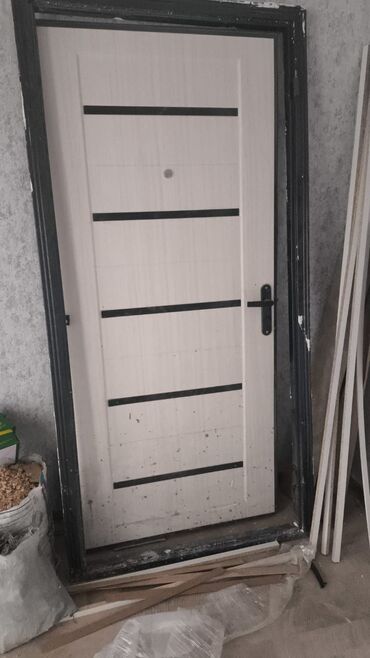 ikinci əl seyf qapı: Seyf qapi 205/100sm
200azn
Qaracuxur 7200 leli