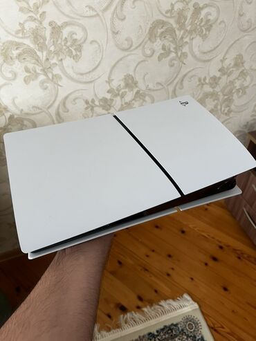 Техника и электроника: PS5 slim digital 1 il evvel Almaniyadan getirmisem hec bir