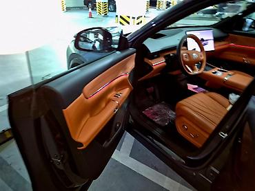 Voyah: Voyah Dream 1.8 l — 20