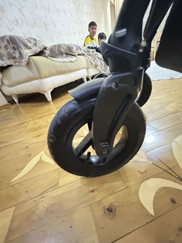 Gəzinti arabaları: Üçtəkərli araba — 5