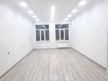kiraye evıer: Yasamal rayonu,Elmlər mt/s-na 5dəqiqə yaxın YOLQRAĞI 4 otaqlı 150