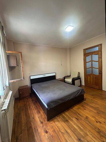 Uzunmüddətli kirayə mənzillər: Kirayə verilən mənzil – 3 otaq Plan və xüsusiyyətlər: - Geniş — 10