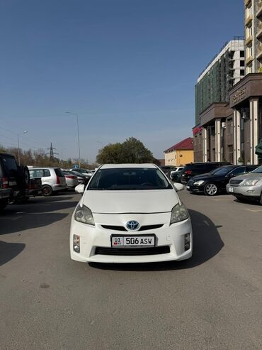 машины за 4000 долларов: Toyota Prius: 2010 г., 1.8 л, Вариатор, Гибрид