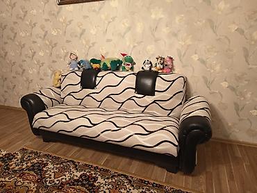 Комплекты диванов и кресел: Divan-kreslo dəsti - Tərkibi: 1 ədəd geniş divan + 2 ədəd iri kreslo — 3