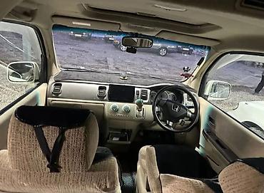 e star: Honda Stepwgn: 2001 г., 2 л, Автомат, Газ, Минивэн — 5