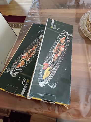 şuşe qab: Tort və şiriniyyat qabı, Şüşə — 1