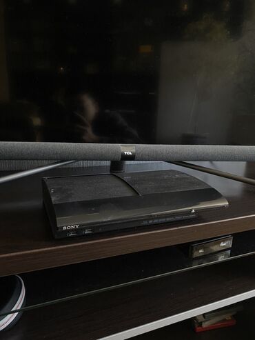 Sony PlayStation: Игровая консоль Sony PlayStation 3 (модель Super Slim, горизонтальная