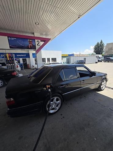x class: Mercedes-Benz W124: 1994 г., Бензин, Седан — 1