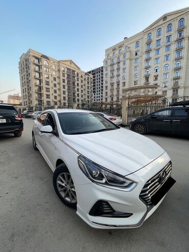 Hyundai: Hyundai Sonata: 2018 г., 2 л, Автомат, Бензин, Седан