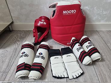 Спортивная форма: Для мальчиков и девочек ростом 120-130см состояние отличное, носили — 2