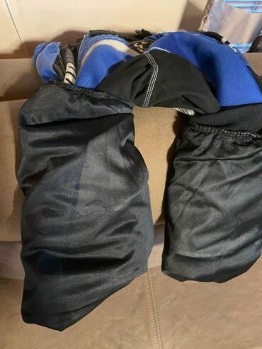 Pantalone: Pantalone su bukvalno nove,bez tragova nosenja — 7