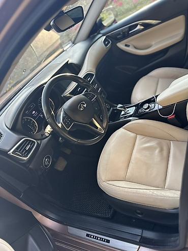 меняю на скот: Infiniti : 2017 г., 2 л, Робот, Бензин, Кроссовер — 5