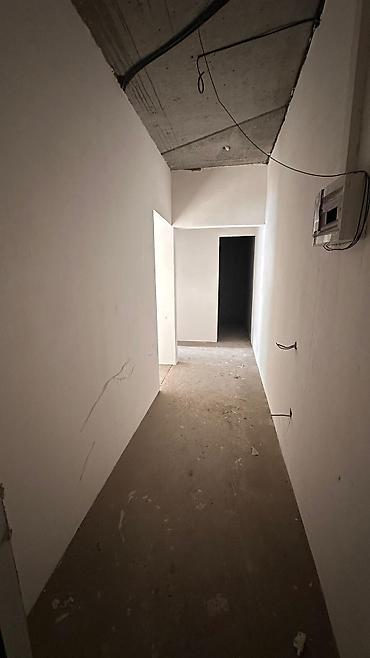 Долгосрочная аренда квартир: 3 комнаты, Риэлтор, Без подселения, С мебелью частично at lalafo.kg — 5 Долгосрочная аренда квартир: 3 комнаты, Риэлтор, Без подселения, С мебелью частично — 5