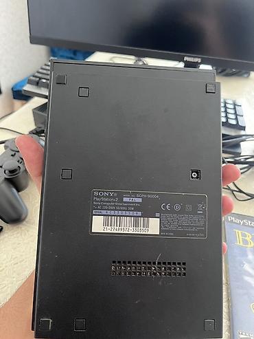 PS2 & PS1 (Sony PlayStation 2 & 1): Sony PlayStation 2 Slim komplekti (SCPH-90004, PAL) Paketdə: - PS2 — 3