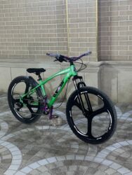 скупка велосипедов бишкек: İşlənmiş Dağ velosipedi 26", Ödənişli çatdırılma, Ünvandan götürmə