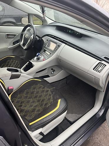 Toyota: Toyota Prius: 2013 г., 1.8 л, Вариатор, Гибрид, Хэтчбэк — 5