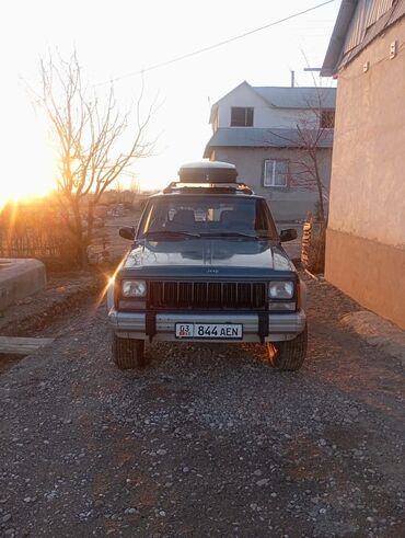 обмен машины: Jeep Cherokee: 1999 г., 3.5 л, Механика, Бензин, Жол тандабас