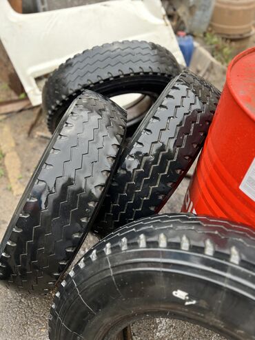 kiya maşın: İşlənmiş Şin Roadshine 215 / 75 / R 16