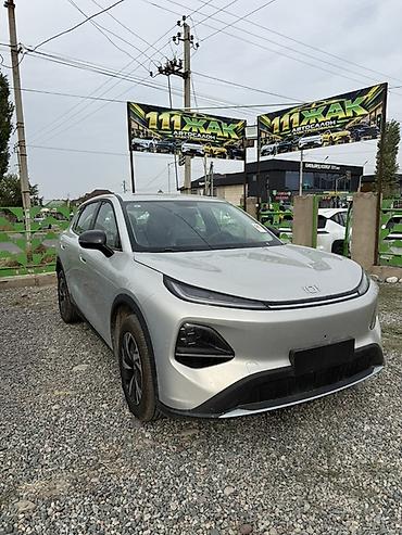 Changan: Changan Qiyuan Q05: 2026 г. — 3