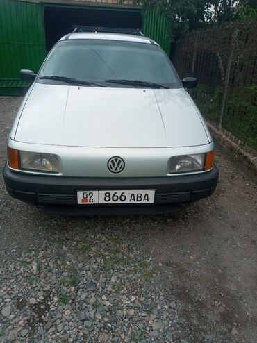 пасат машина: Volkswagen Passat: 1989 г., 1.6 л, Механика, Бензин, Универсал