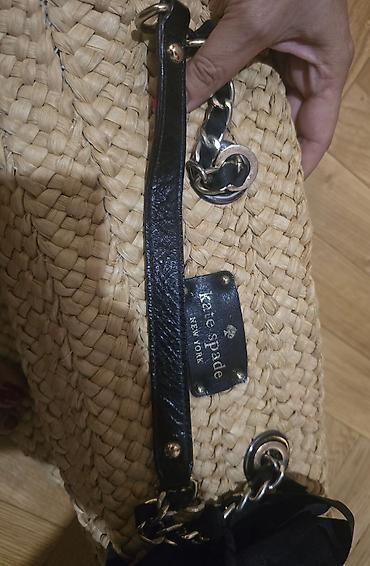 mona obrenovac: Kate Spade New York pletena torba sa kožnim i lančastim ručkama — 6