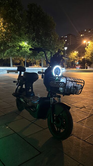 Motonəqliyyatın icarəsi: - elektro skuter, 60 sm3, 2024 il, 300 km