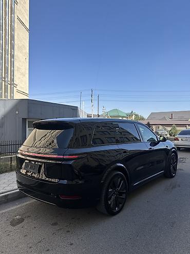 wuling mini ev: Lixiang L9: 2023 г., 1.5 л, Автомат, Гибрид, Кроссовер — 4