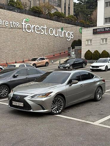Lexus: Lexus ES: 2019 г., Гибрид, Седан — 6