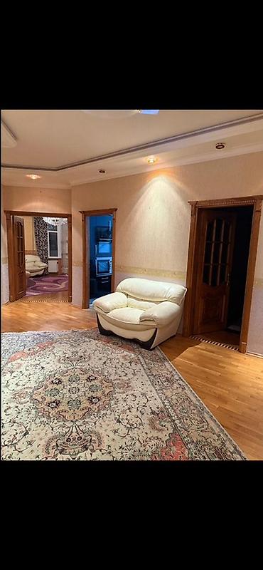 şeki: Bakı, Yeni Yasamal, 3 otaqlı, Köhnə tikili, m. İnşaatçılar, 117 kv. m — 9