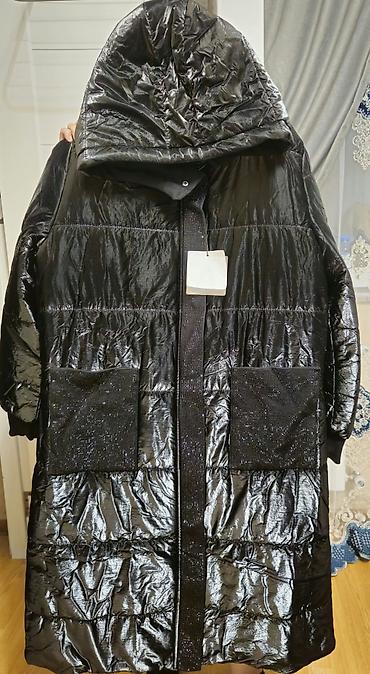 kişi ucun palto: Qadın şişmə palto – parlaq qara rəng - Model: uzun, oversize kəsim - — 1