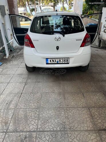 Toyota: Toyota Yaris: 1.3 l. | 2010 έ. Χάτσμπακ — 22