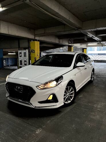 Hyundai: Hyundai Sonata: 2018 г., 2 л, Типтроник, Газ, Седан