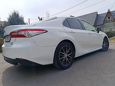 велтмейстер авто: Toyota Camry: 2019 г., 2.5 л, Вариатор, Гибрид, Седан — 2