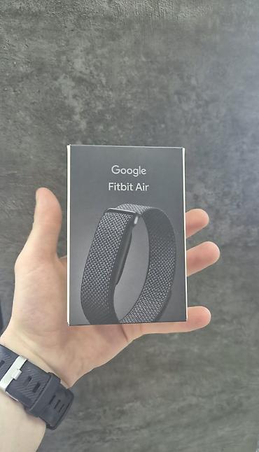 Другие смарт-часы: Google Fitbit Air — легкий и мощный фитнес-браслет без дополнительных — 1
