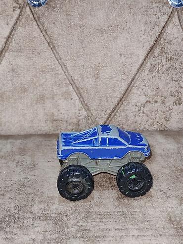 kinder oyuncaqları: Mcdonalds 2003 cü il hotwheels seriyasından olan maşın satılır — 1