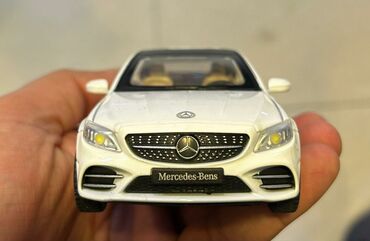 usaq ucun elektron masinlar: Mersedenz Benz C class w205 modelkası satılır.Yenidir.Dəmirdir.50