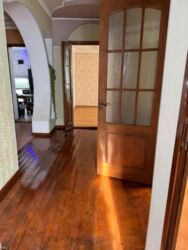 Долгосрочная аренда домов: Сдаётся 2 этажный дом в городе Манас. на долгий срок. Дом полностью — 31