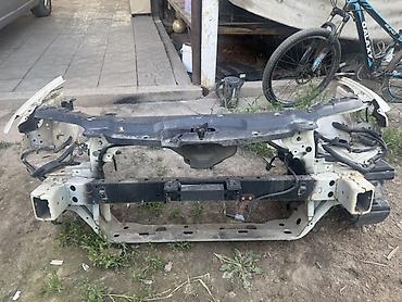 e500 124: Экран крепления радиатора Honda, Б/у, Оригинал — 1