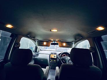 Toyota: Toyota Ipsum: 2002 г., Минивэн — 8