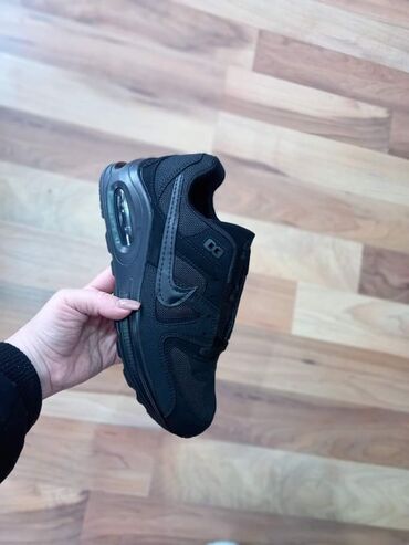 Women's Sneakers and athletic shoes: 41 — 21