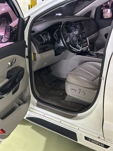 Kia: Kia Carnival: 2018 г., 2.2 л, Автомат, Дизель, Минивэн — 5