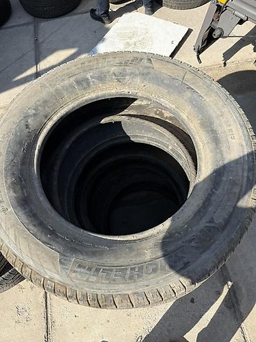 Шины: В комплекте четыре шины с одинаковым размером — 1