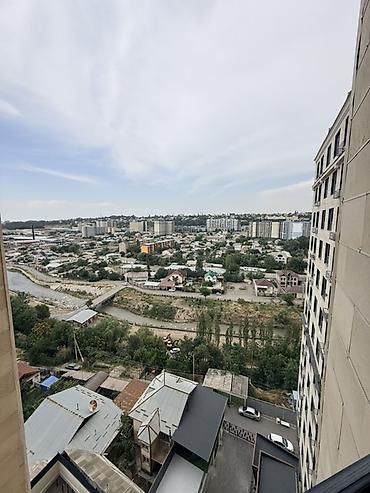 Посуточная аренда квартир: Новая квартира в современном доме бизнес-класса. - Планировка — 8