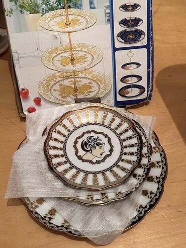 Külqabılar: Şüşə külqabılar və dekorativ qablar dəsti - Şüşə külqabı: EFES — 48