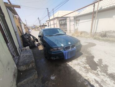 Boşqablar: Bmw e 36 masin sokulur ehtiyyat hiseleri satilir her bir ehtiyyat