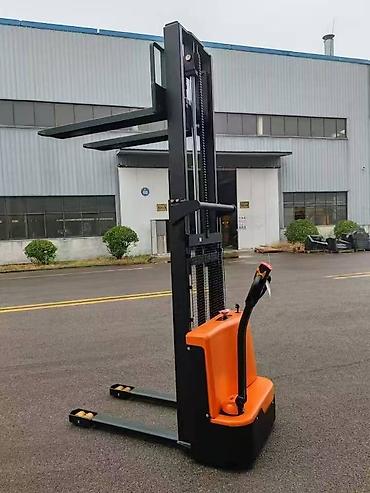 Рохли: Рохли рохля 3 тонник . штабилер . штабилёр подъемники — 5