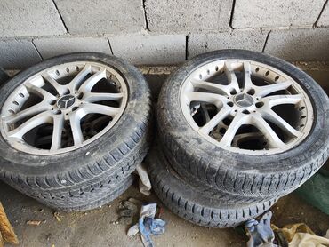 срочно срочно продам машину: Колеса в сборе 235 / 55 / R 17, Всесезонная, Б/у, Комплект, Легковые, отверстий - 5