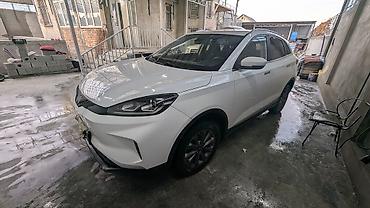 JMEV: JMEV EX5: 2021 г., Электромобиль, Кроссовер — 5